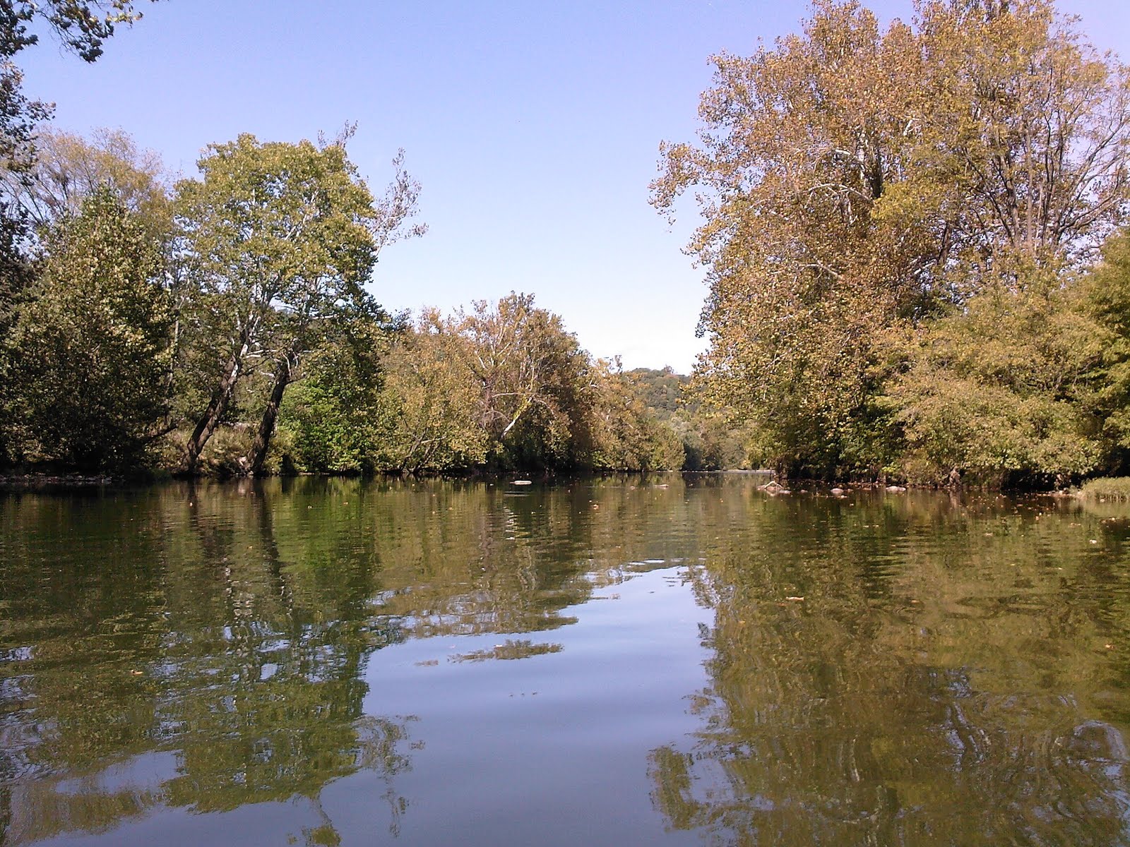 Virginia Paddler Maury River south of Buena Vista, October 2011