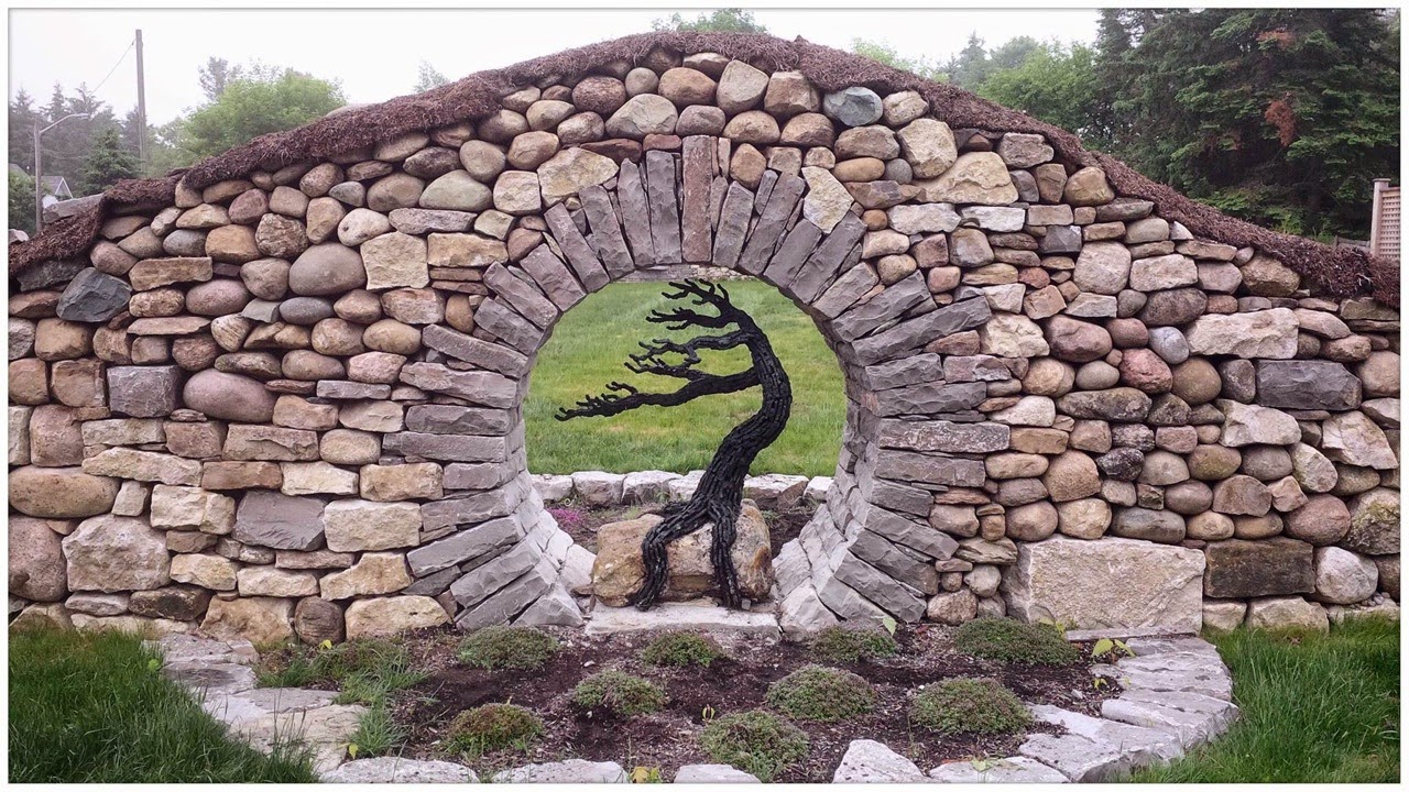 Thinking With My Hands Tree sculpture installed