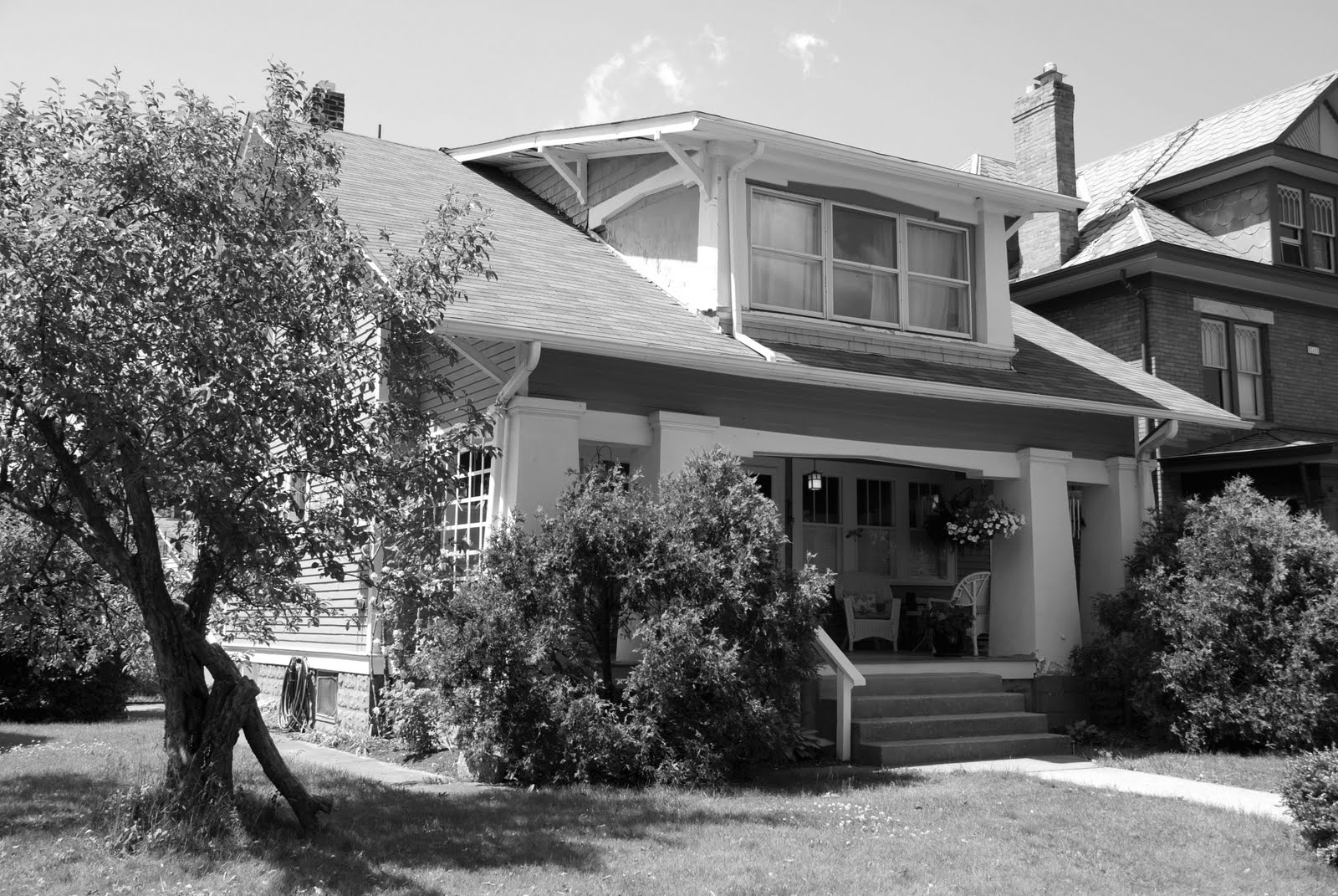 House & Post MODULAR LIVING