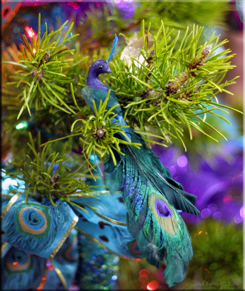 Crafting with KeepHer & Kaye Peacock Splendor Christmas Tree