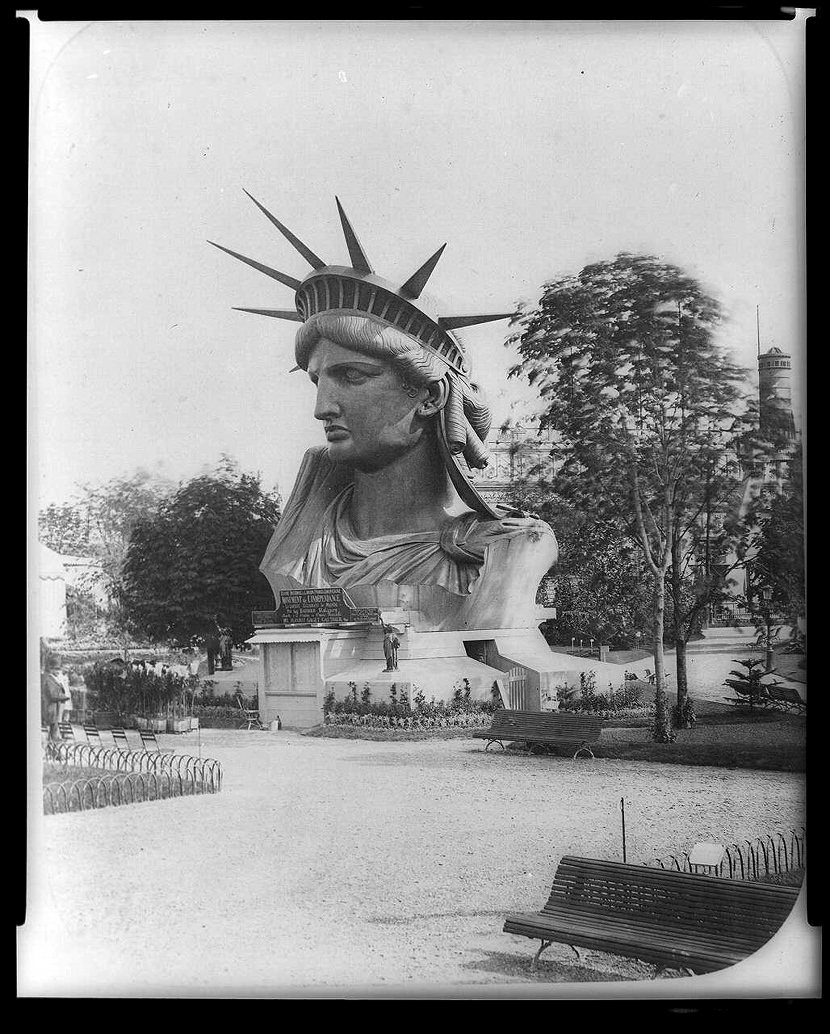 Pelik dan Aneh Rare Photos of the Statue of Liberty Being Built in 1883