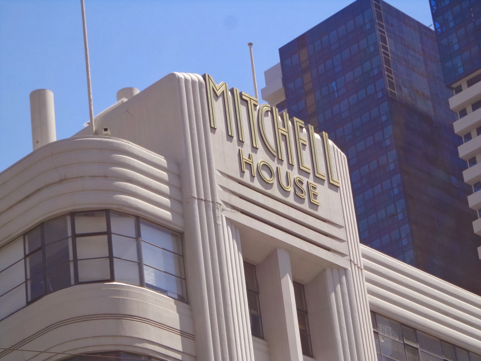 Beside the Yarra Art Deco Melbourne