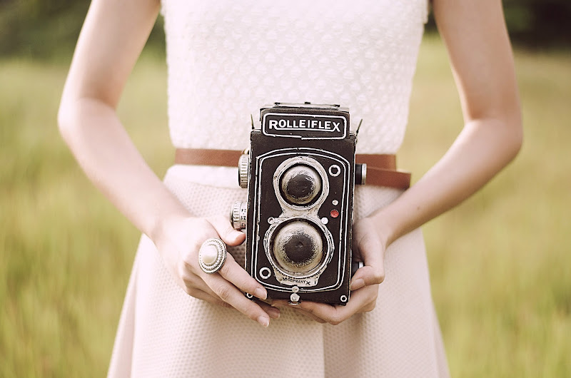 How to Take Vintage and Pastel Pictures. Man D