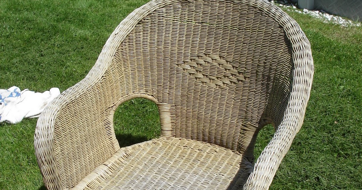 This is Home Wicker Furniture Redo