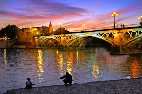 El río y las setas en Sevilla