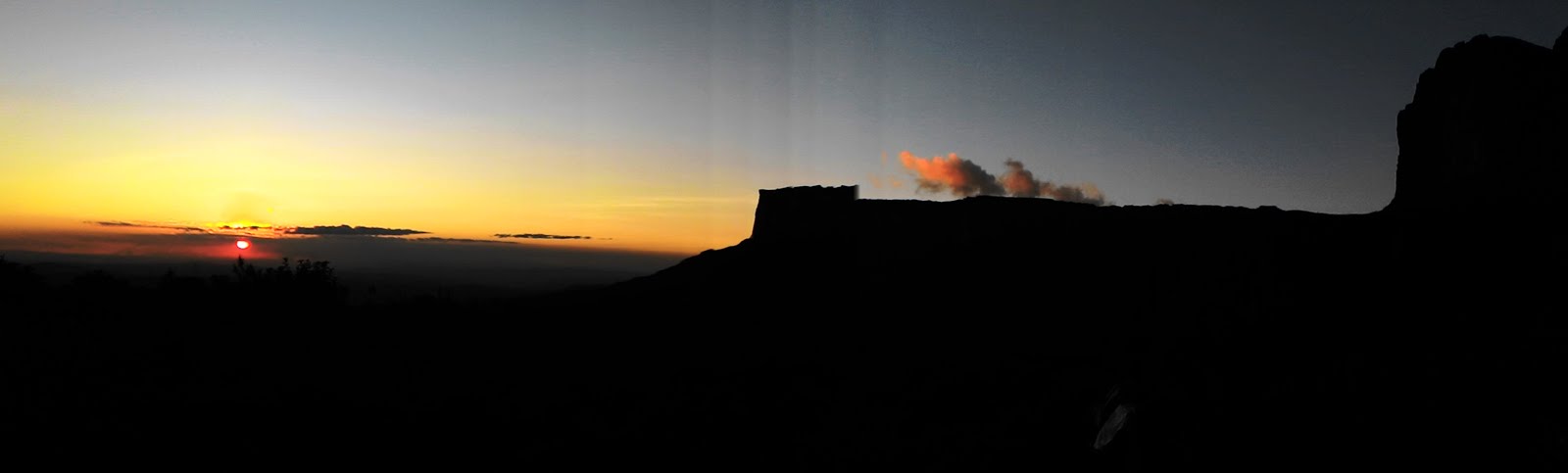 TEPUY KUKENAN (TEPUY DE AGUA OSCURA) GRAN SABANA- VENEZUELA