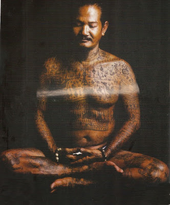 Featured image of post Tatuagem De Muay Thai Na Perna You often see muay thai fighters bearing the mystical body tattoos