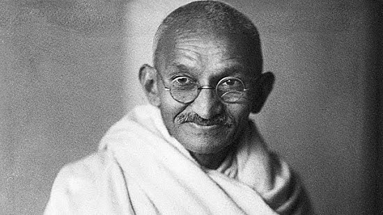 ESTO PASO: 1948: MURIÓ Mahatma Gandhi, líder político pacifista indio (n.  1869).
