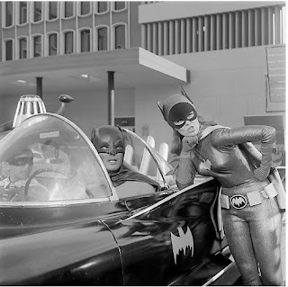 miss and cars Batman+1966+batgirl+abc+tv+silver+age+1967+burt+ward+adam+west+yvonne+craig+dc+comics