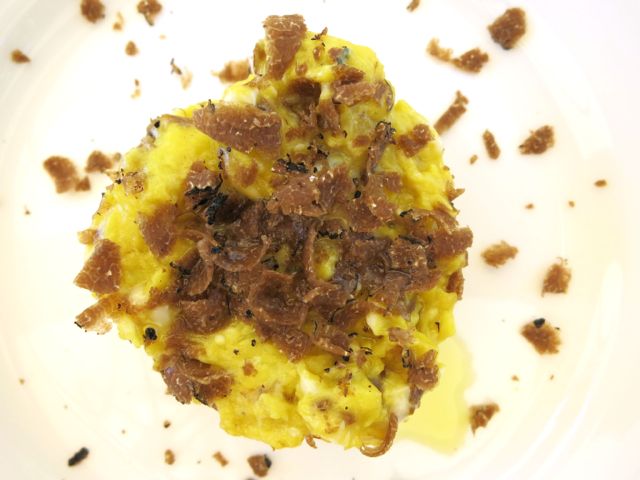 Scrambled eggs with Truffles Scrambled eggs with Truffles