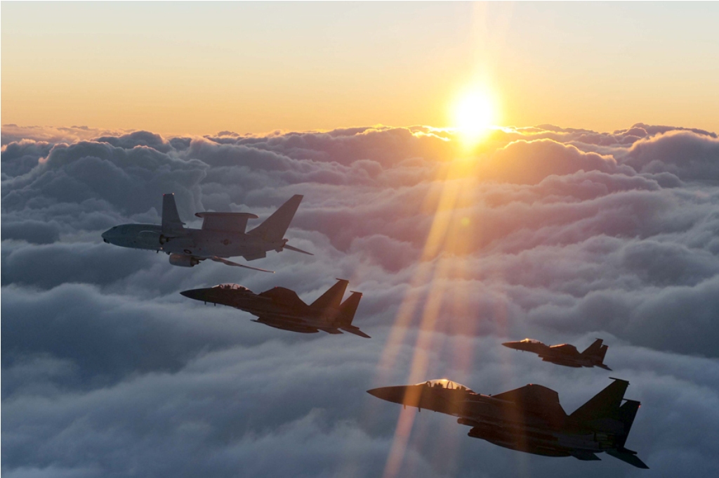 http://3.bp.blogspot.com/-WAal5xSI2ZU/TwPINNlFMTI/AAAAAAAAHcE/N1lTn7HY0Cc/s1600/Boeing+737+AEW%2526C+airborne+early+warning+and+control+aircraft.+Project+Peace+Eye+Republic+of+Korea+Air+Force+%2528ROK+Air+Force%252C+ROKAF+F-15K+Slam+Eagle+F-15E+Strike+Eagle+United+States+Air+Force+%2528USAF%2529+Korea+Aerospace+Industries+%2528+%25286%2529.jpg