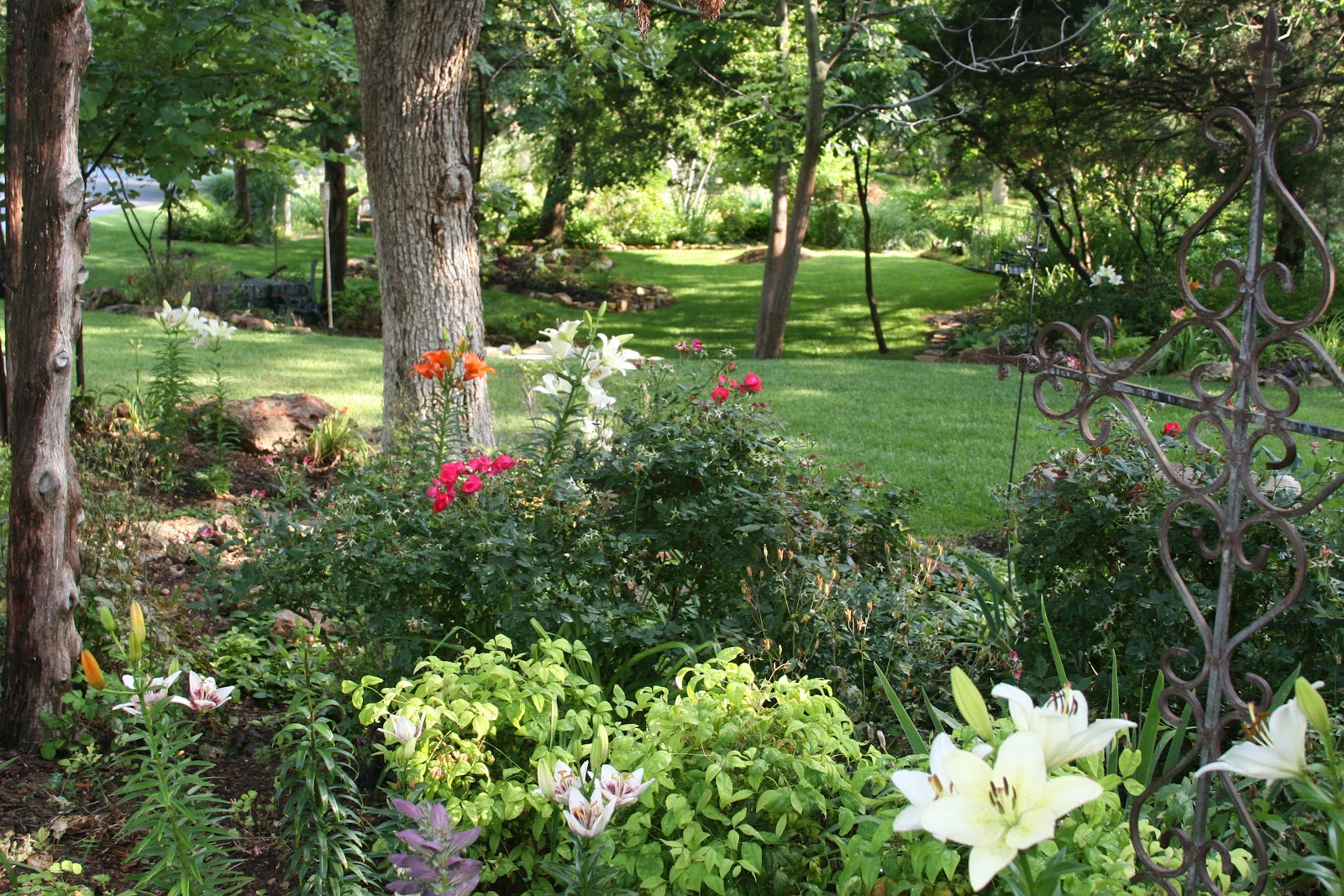 Home on the Range: I come to the garden alone ...