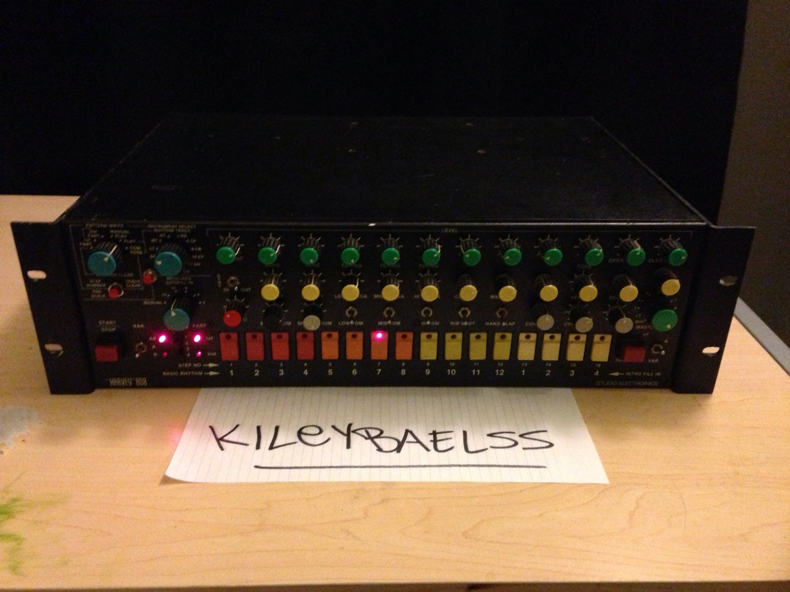 MATRIXSYNTH "HARVEY" 808 RACK MOUNT DRUM MACHINE