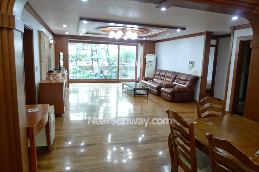 Seoul Apartment Richmond villa in Hannamdong, Yongsangu, Seoul