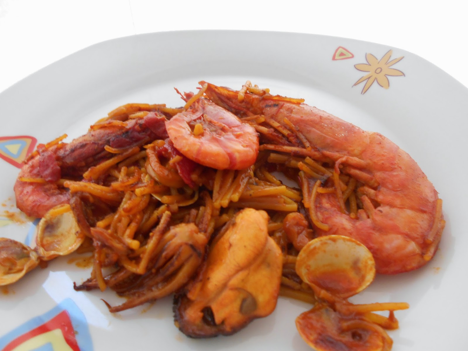 Fideuá de marisco, la receta tradicional valenciana - De Rechupete