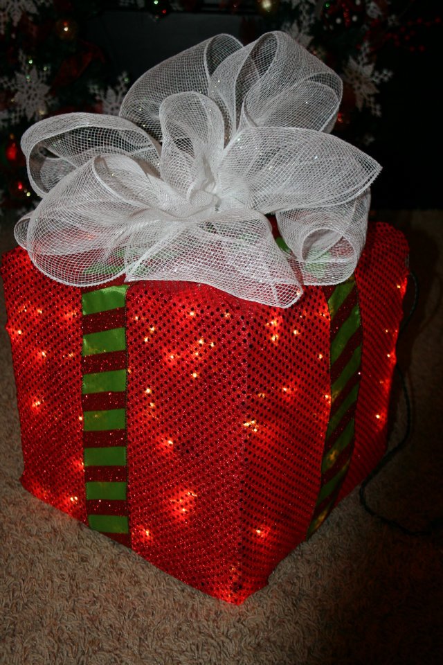 How to Make a Lighted Christmas Box Decoration  DIY Christmas