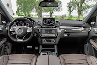 2017-Mercedes-GLS-34.jpg