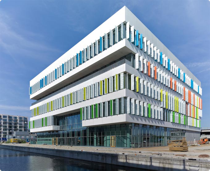 Famous Art and Entertainment Love World's most luxurious school