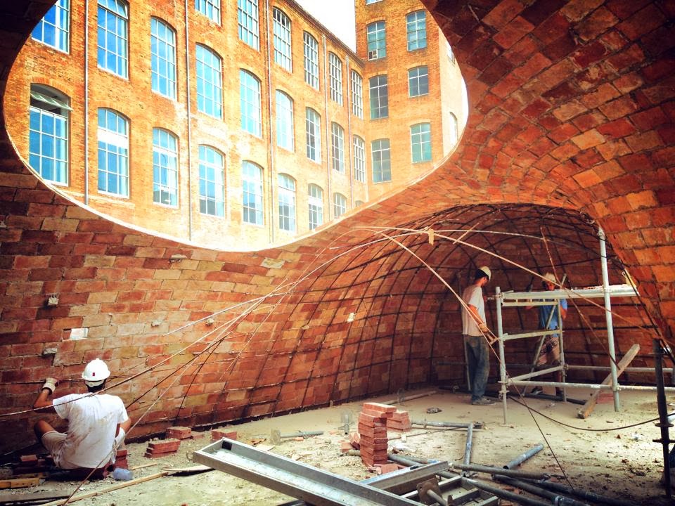 Majestic Plumage MAP13 Brick Pavilion