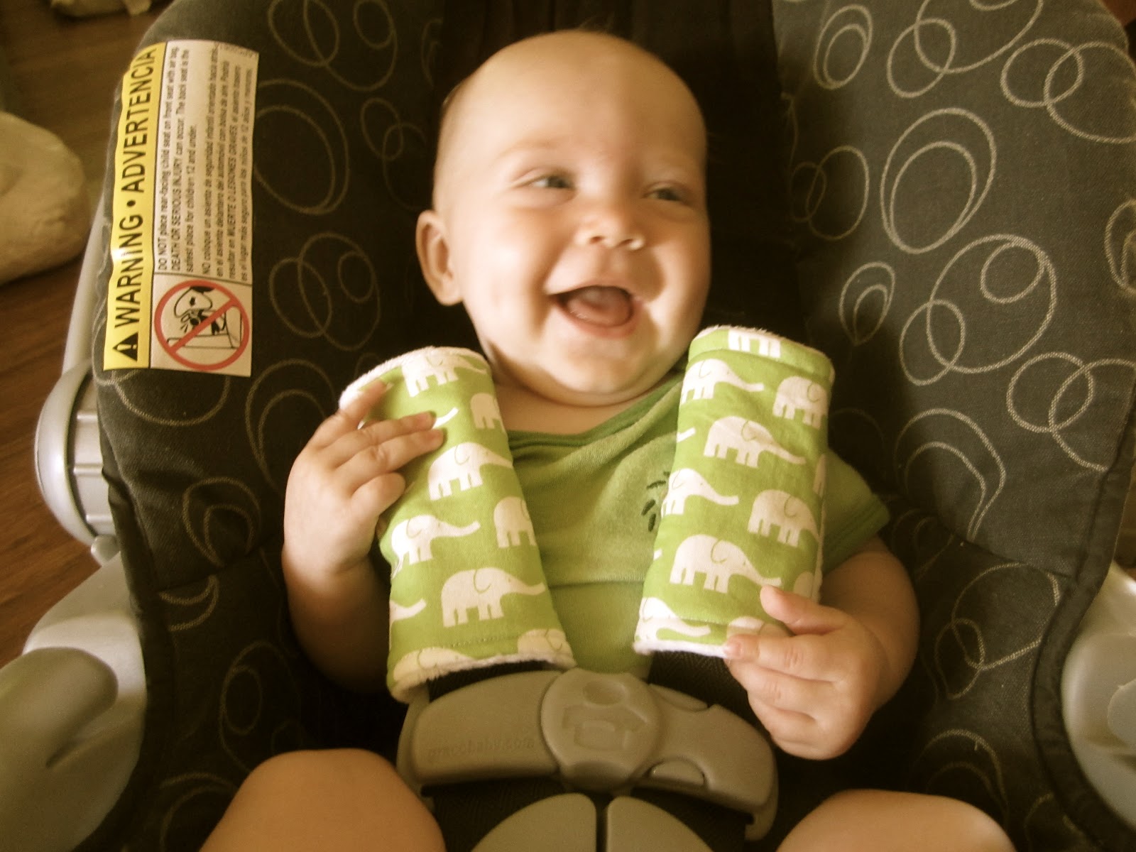 On Rainy Days in Hawaii TUTORIAL Reversible Car Seat Strap Covers