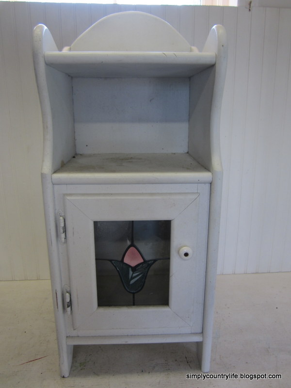 Simply Country Life Dirty White gets a Fresh New Farmhouse Look