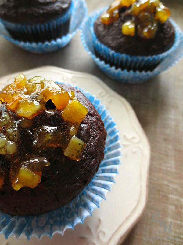 Laurel y Menta MUFFINS DE CHOCOLATE CON NARANJA CONFITADA