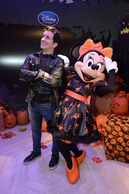 It’s Halloween in Hollywood – the stars and their kids are getting ready for the season! The Disney Store hosted a celebrity Halloween BOOtique event 