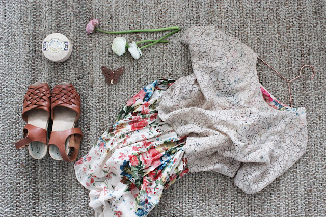 Bland ranunkel, spets, fjärilar och storebror. 3 fredagsmood6 Bland ranunkel, spets, fjärilar och storebror.