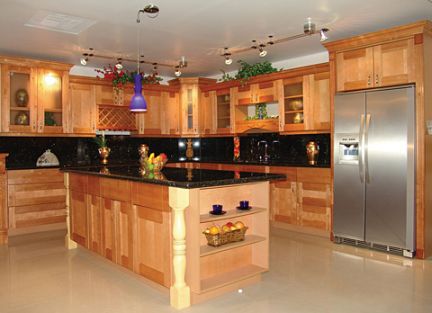 Free Kitchen Cabinet Design Software on Maple Kitchen Cabinets Pictures   Kitchen Design   Best Kitchen Design