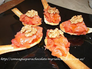 Cucharitas De Masa Brisa Y Salmon Y Miel