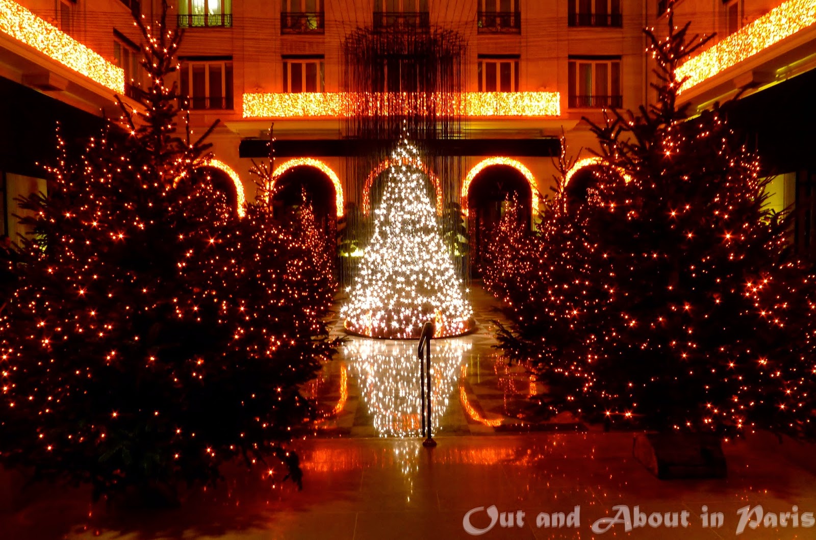 Red Polar Chic! Christmas by Four Seasons Hotel George V