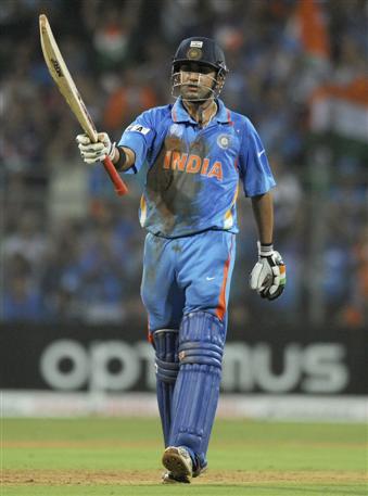Gautam Gambhir acknowledges the cheers for his half-century, India v Sri Lanka, final, World Cup 2011, Mumbai, April 2, 2011