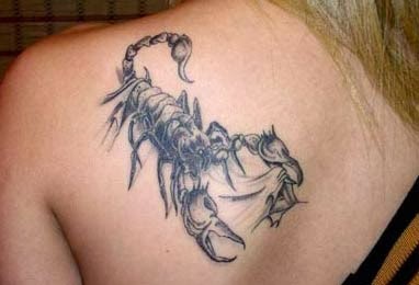 tattoo feminina de escorpião 3d