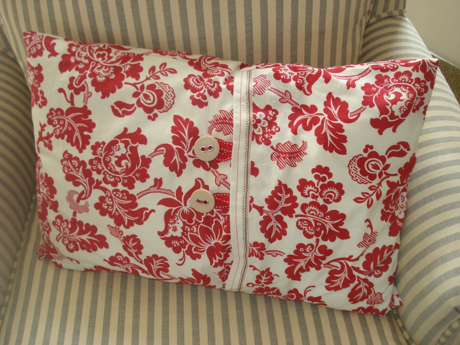 Your Crap my Craft Pillow slip cover tutorial