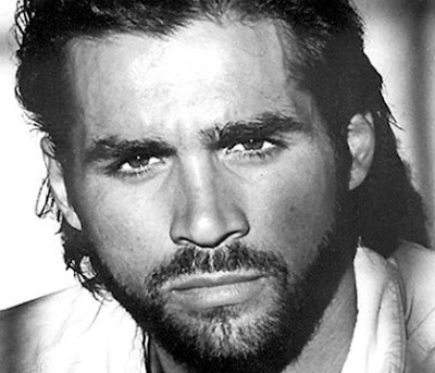 menggok blogs: Adrian Paul hot pictures