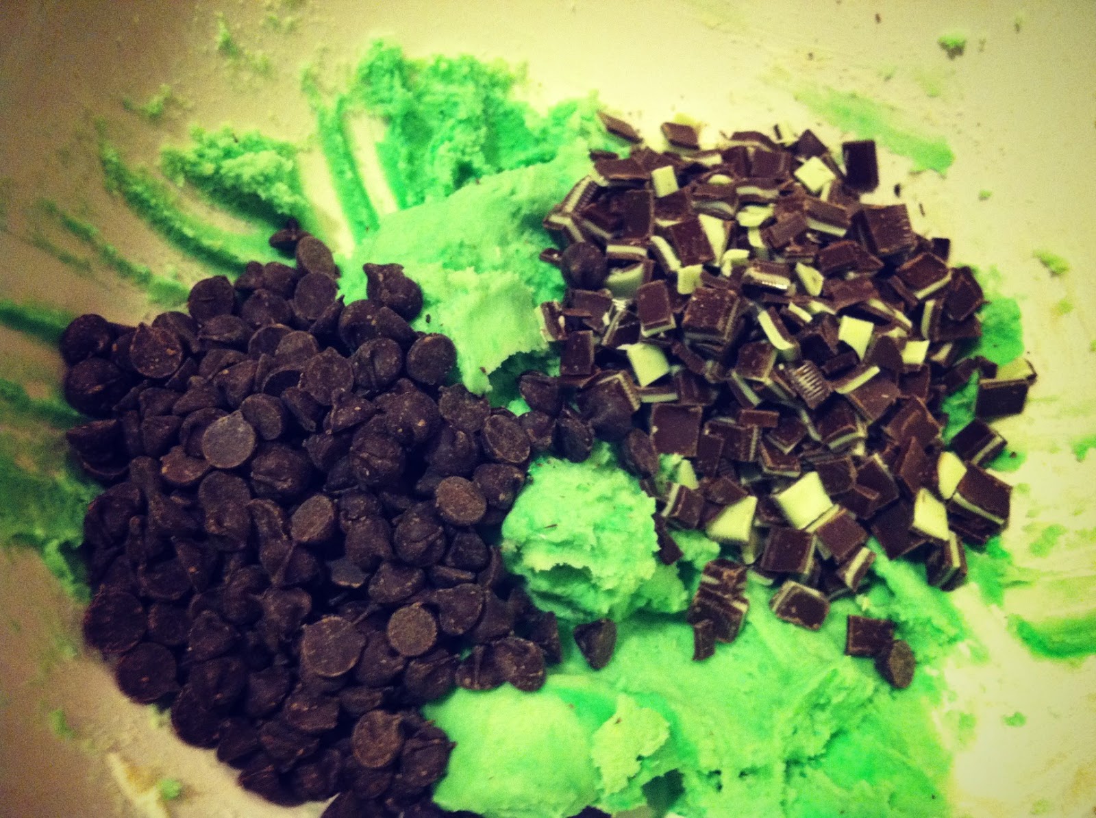 the INSPIRED creative ONE Grinch Cookies! (Mint Chocolate Chip)