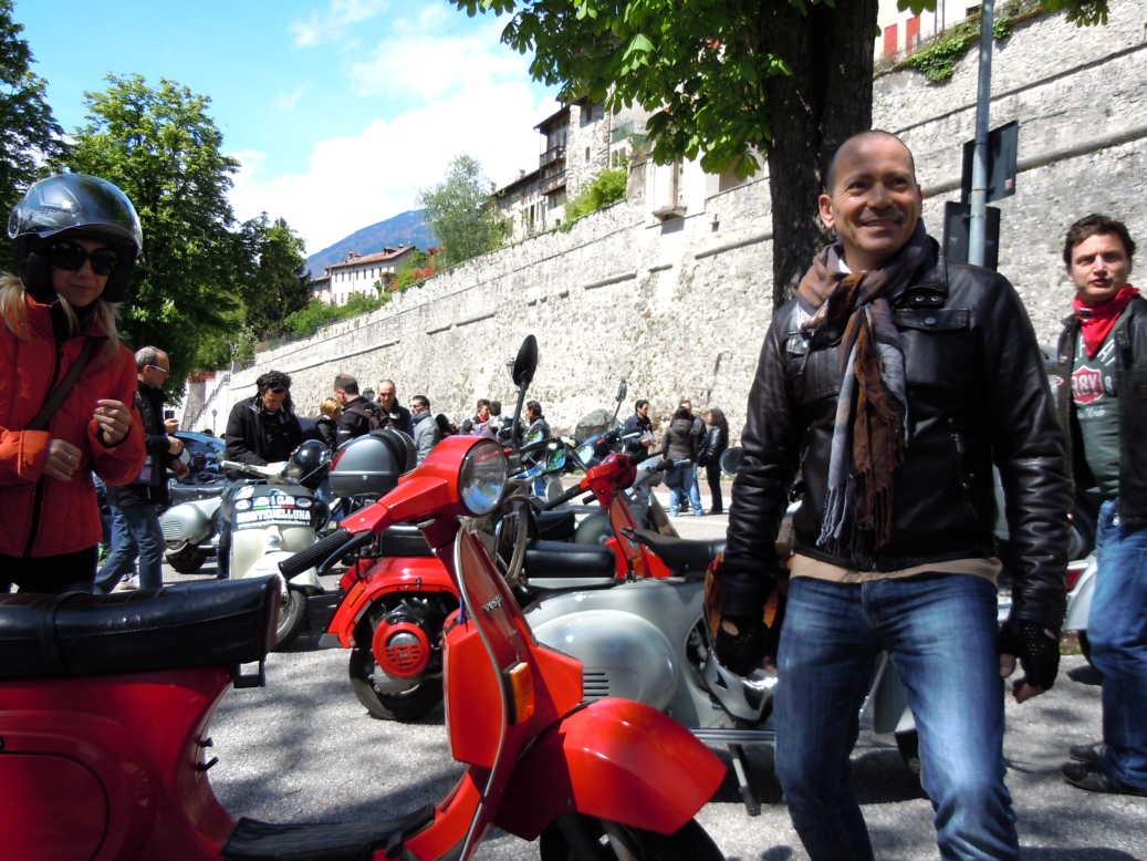 Foto vespa club montebelluna Foto vespa club montebelluna