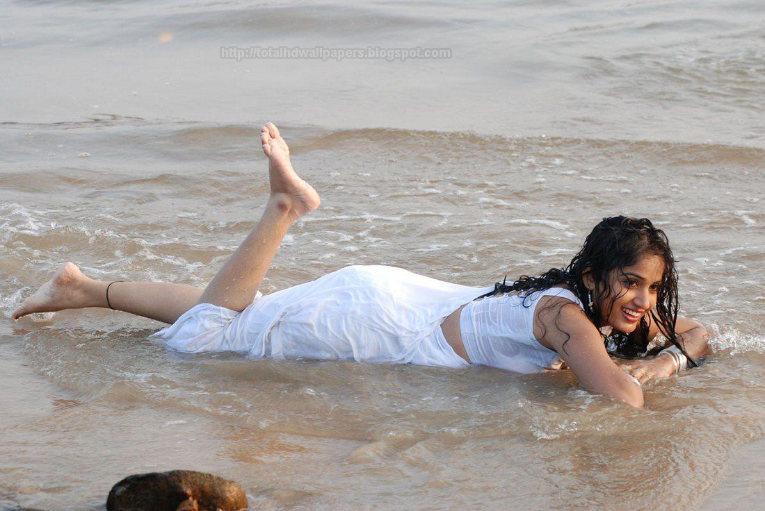 Sexy photo with boys on bed Parar Boudi Chodar Choti Golpo – 2