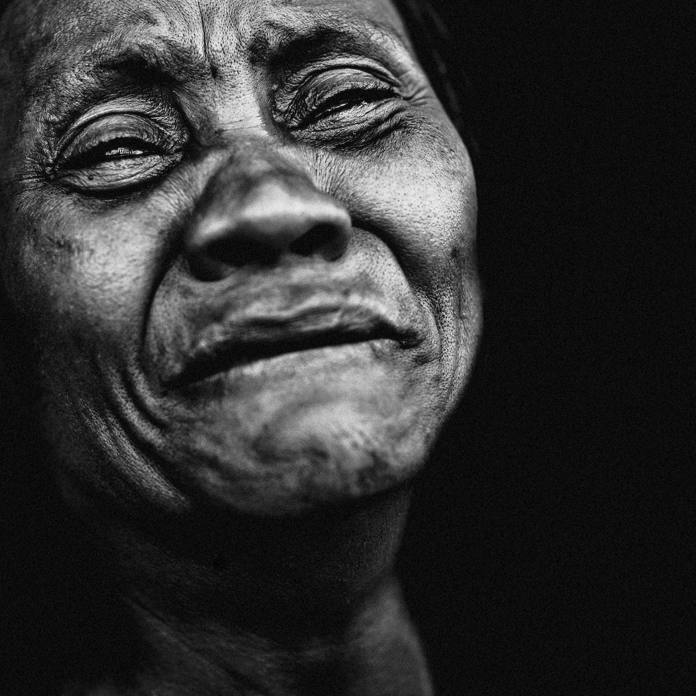 kara deri beyaz maske lee jeffries