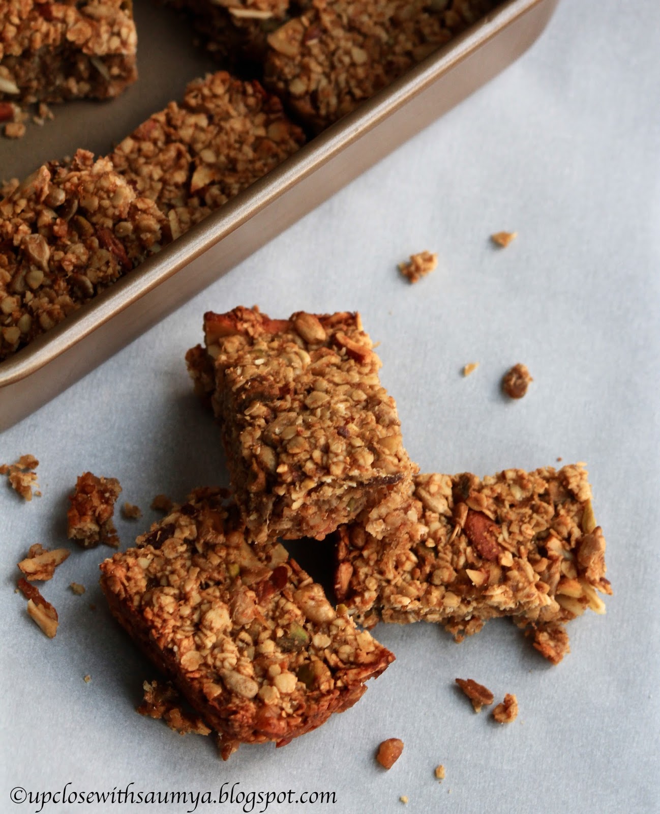UpclosewithSaumya Homemade Oats and Nuts Energy Bars