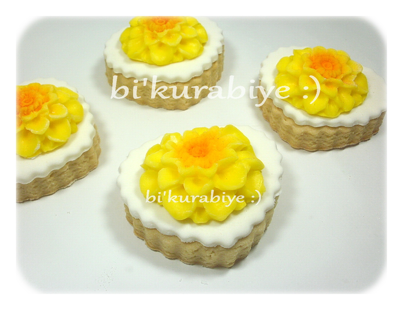 bi� kurabiye ) Sarı çiçekler…