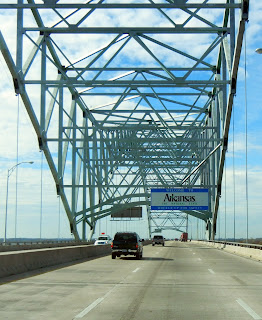 Crossing into Arkansas over the Mississippi River 