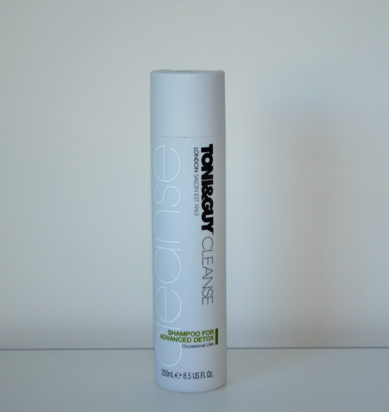 Ty's Blog of Epiphanies Toni&Guy Cleanse Shampoo for Advanced Detox Review