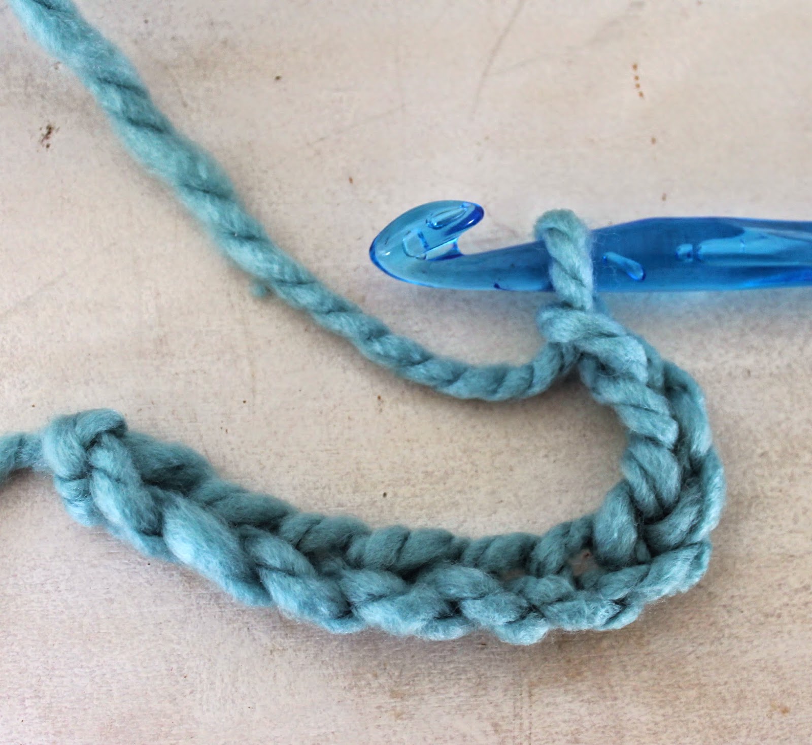 How To Crochet a Heart Video Tutorial getting started slip knot and