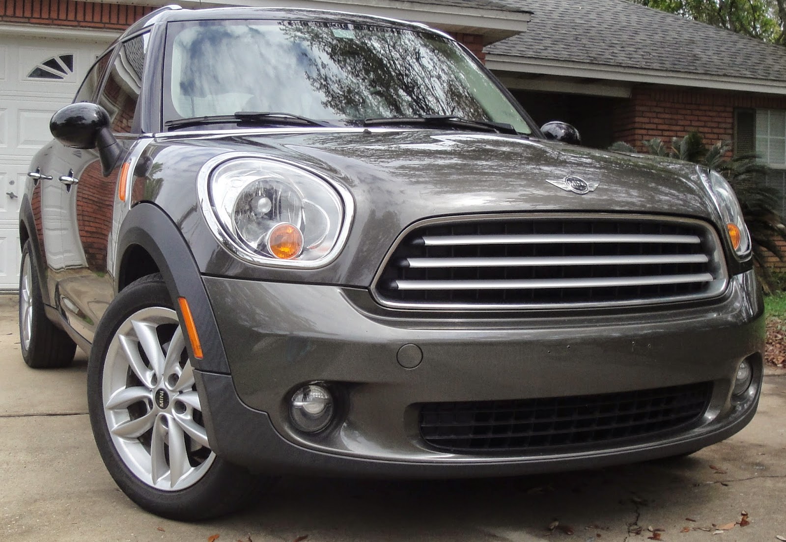 Orr Pre Owned Destin 2011 Mini Cooper Countryman Grey W