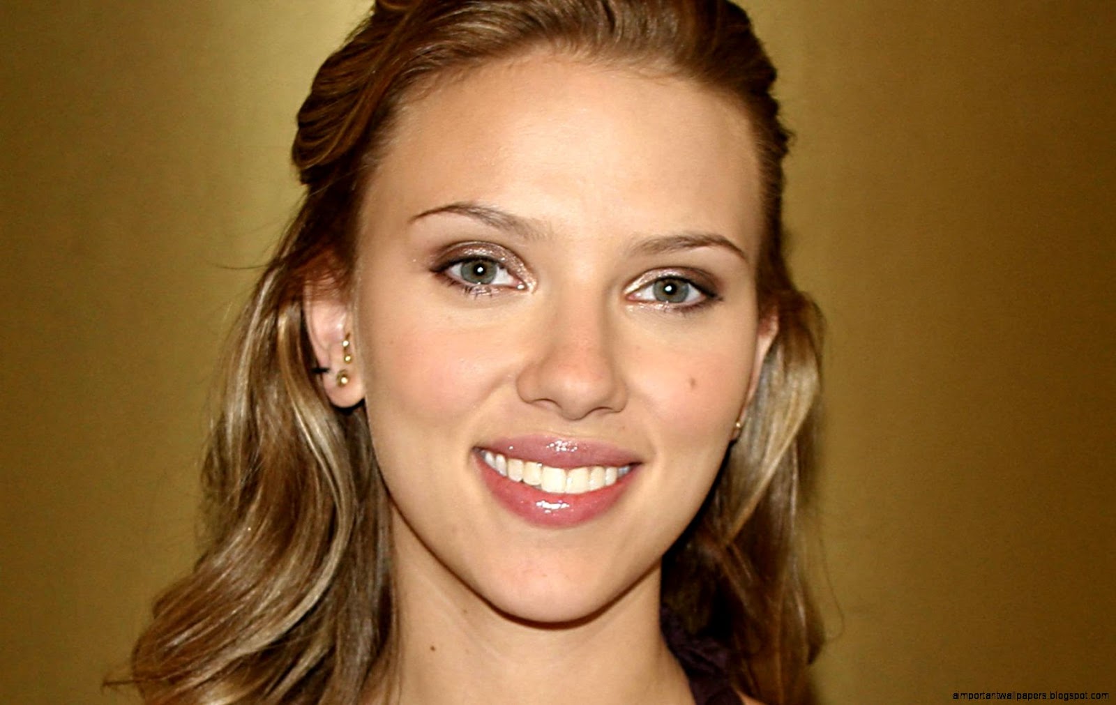 Scarlett Johansson Smiling Scarlett Johansson Smiling