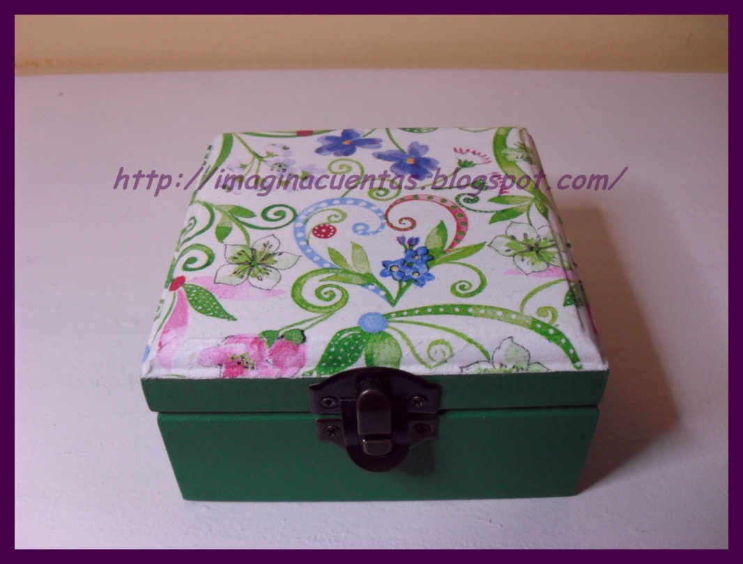 Imagina cuentas: Cajas decoradas con Decoupage