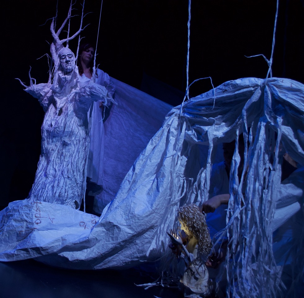 Tyvek Puppet Theater Unfolding at UConn Tyvek Innovative Uses