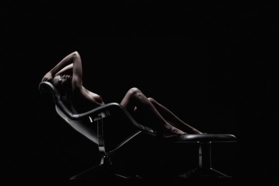 carsten witte fotografia mulheres cadeiras sofás poltronas design modelos nuas