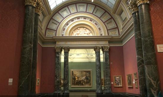 London-National-Gallery-Led-Illumination-Paintings.jpg
